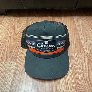 Top Of The World Clemson Tigers Men’s SnapBack Hat Mesh Trucker Black Script